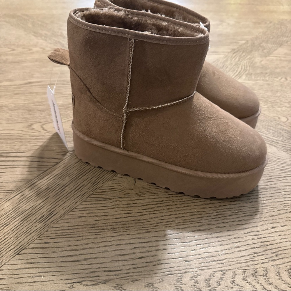 Avalanche Women’s Waterproof Snow Boots – Chestnut, Size 5